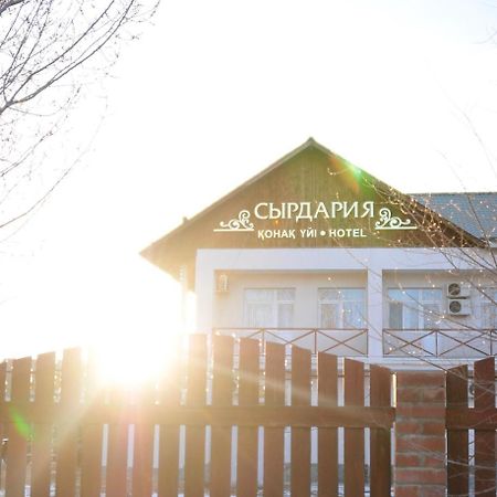 Hotel Sirdaria Qizilorda Buitenkant foto