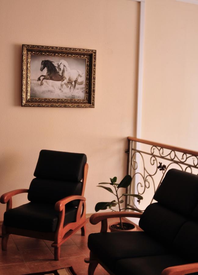 Hotel Sirdaria Qizilorda Buitenkant foto